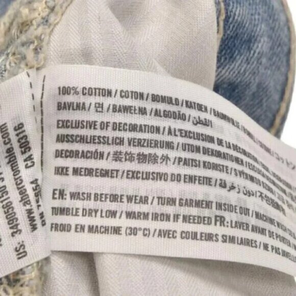 Hollister High  Rise Jean Shorts Light Wash Distressed Blue Size 27 - Picture 7 of 10